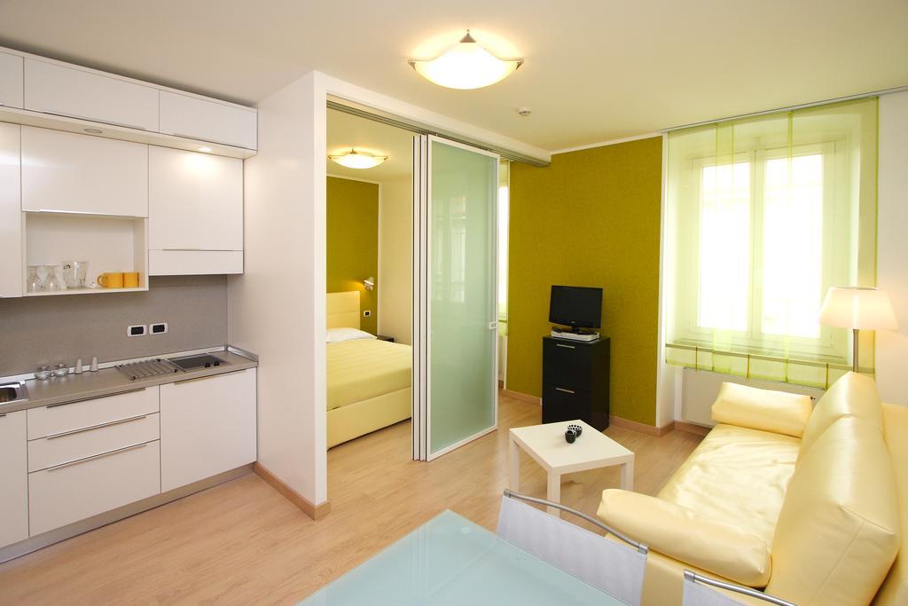 Hotel Roma Trieste Exterior photo